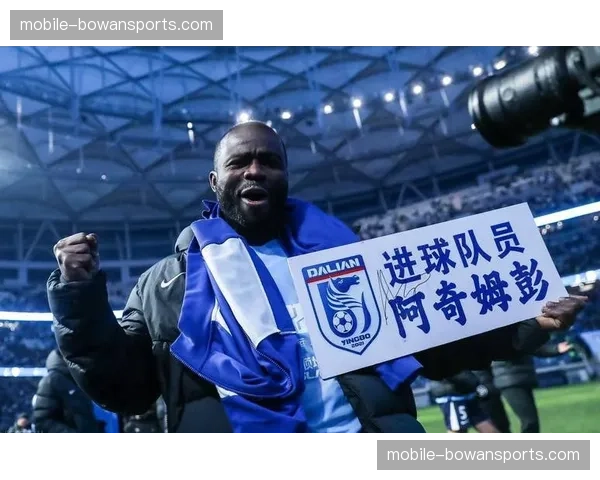 阿奇姆彭一剑封喉海港 当选官方第三轮最佳球员 阿奇姆彭一剑封喉海港 当选官方第三轮最佳球员