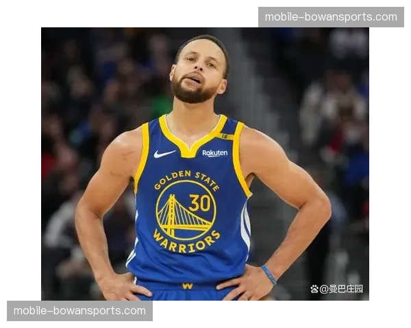 库里在场勇士进攻效率118.2联盟第六 缺阵跌至105.2倒数第一